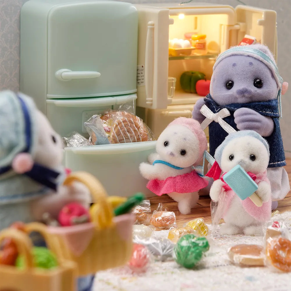 Sylvanian Families - Seal Family