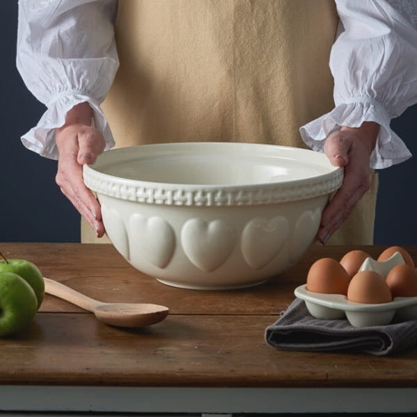 Mason Cash - Hearts Cream Mixing Bowl - 29cm