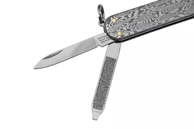 Victorinox Swiss Army Knife - Classic SD Brilliant Damast