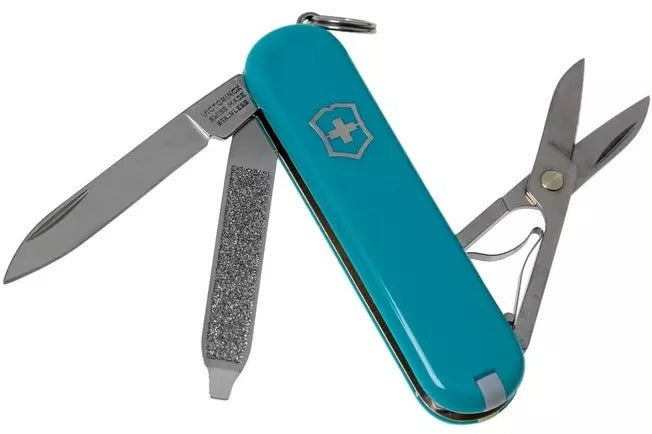Victorinox Swiss Army Knife - Classic SD Mountain Lake