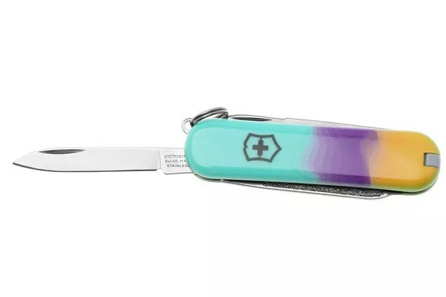 Victorinox Swiss Army Knife - Classic SD Live To Explore Sydney Style