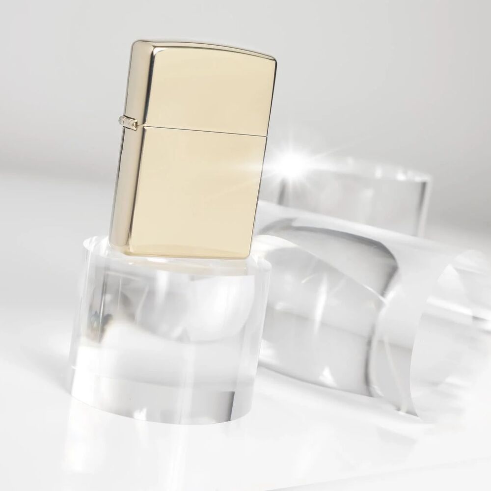 Zippo Lighter - Classic High Polish Champagne