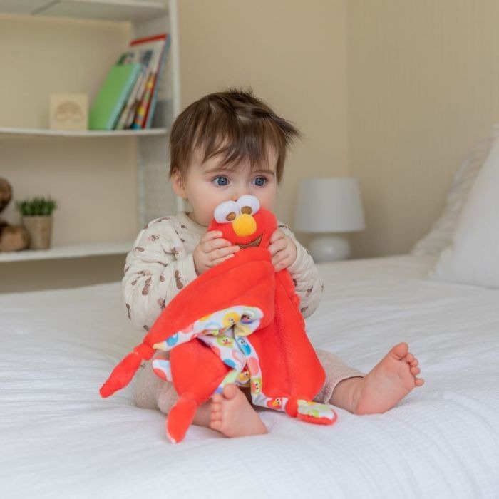 Sesame Street - Elmo Comfort Blanket