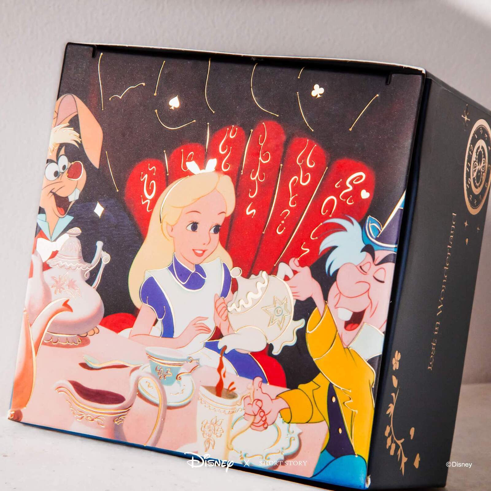 Disney X Short Story Candle - Alice In Wonderland