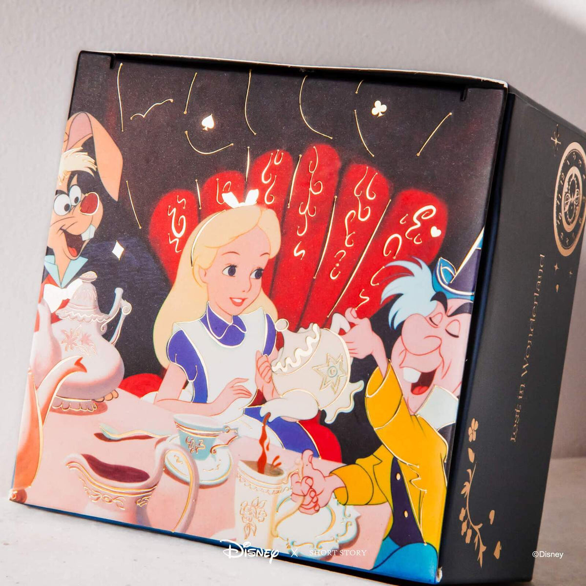 Disney X Short Story Candle - Alice In Wonderland