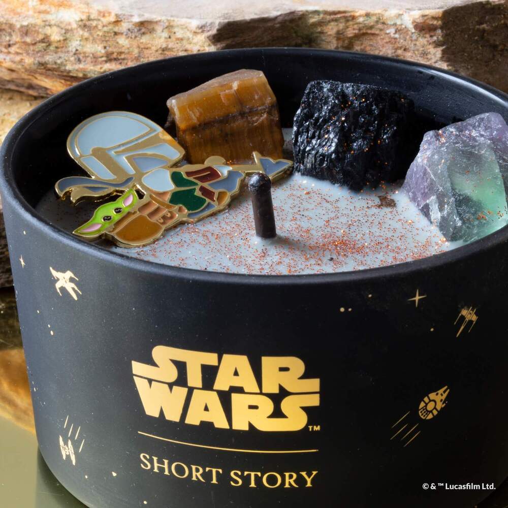 Star Wars x Short Story Candle - Mandalorian
