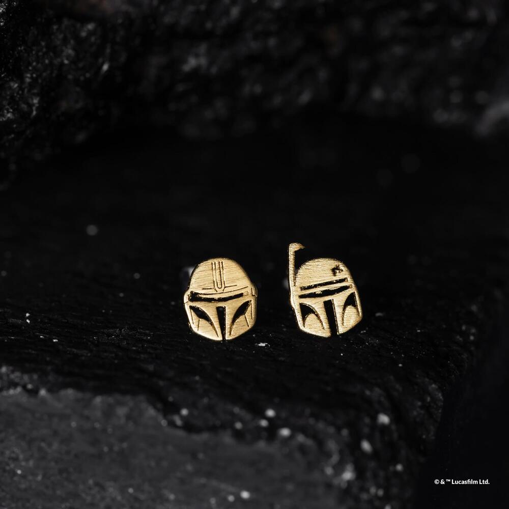 Star Wars x Short Story Earrings - Mandalorian & Boba Fett - Gold