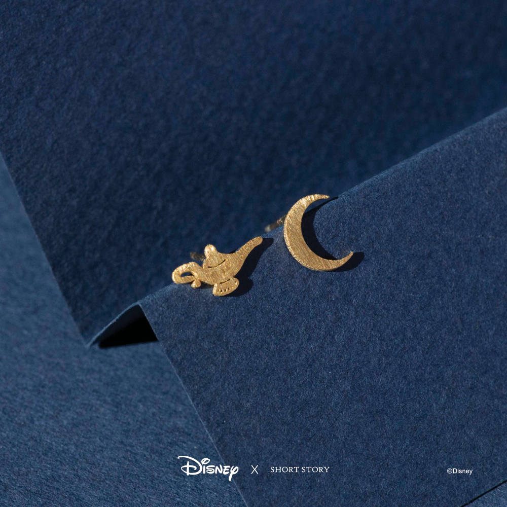 Disney x Short Story Earrings Genie's Lamp and Moon - Gold