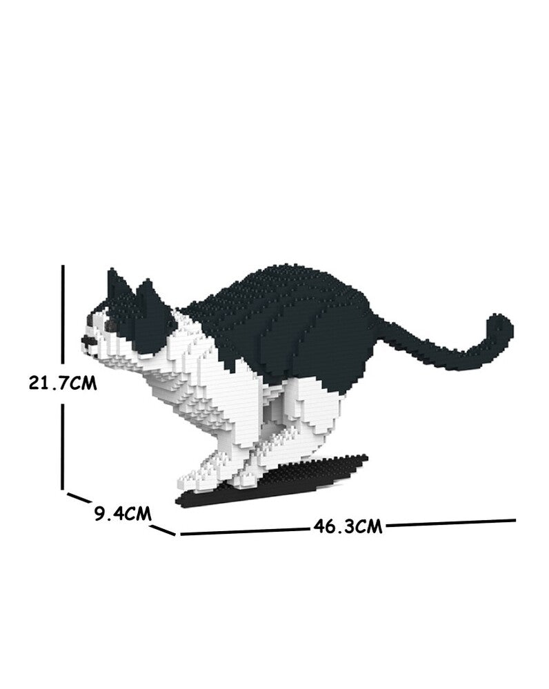 Jekca Animals - Black & White Cat Running 21cm