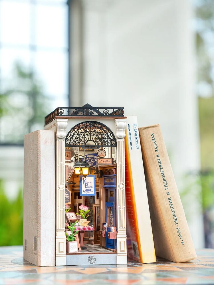 Rolife Wooden Model - DIY Miniature House Book Nook Arcade Dating