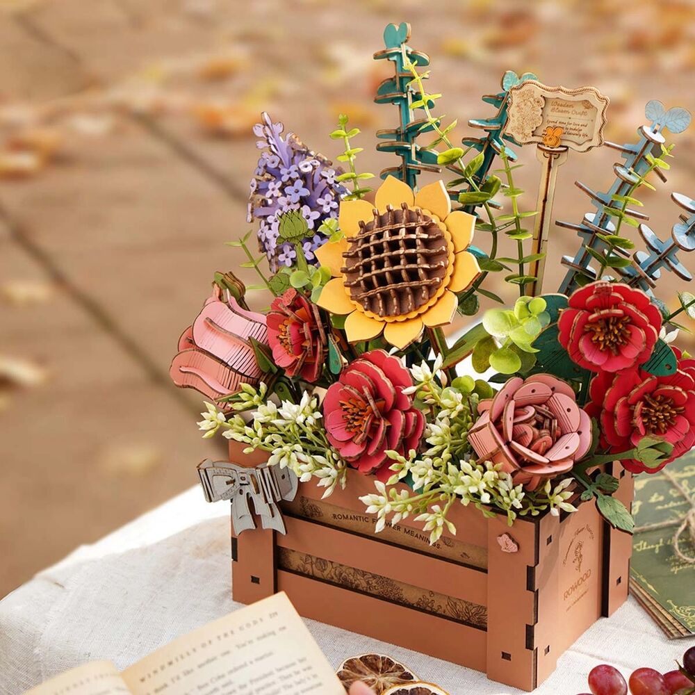 Rolife Wooden Model - DIY 3D Wooden Puzzle Bloom Box