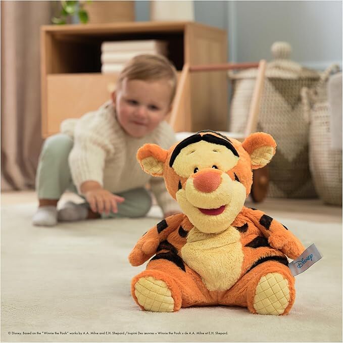 Disney x Gund - Oh So Snuggly Winnie the Pooh Tigger 35cm