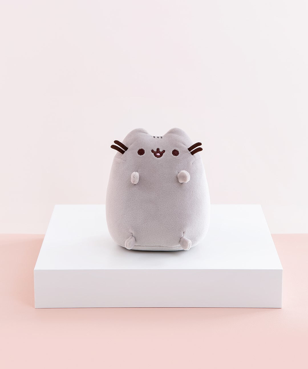 Pusheen Plush 15cm Squisheen Sitting Pose