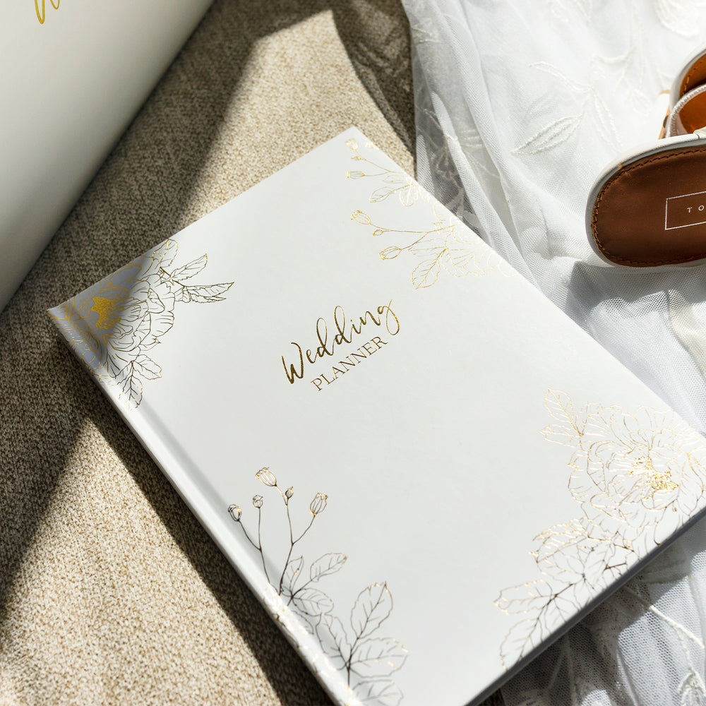 Wedding Planner Book by Splosh