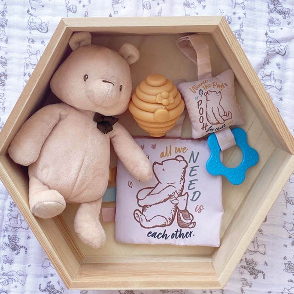 Disney Baby Classic Winnie The Pooh - 4pc Gift Set