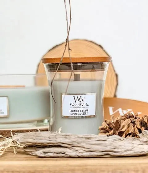 WoodWick Medium Candle - Lavender & Cedar