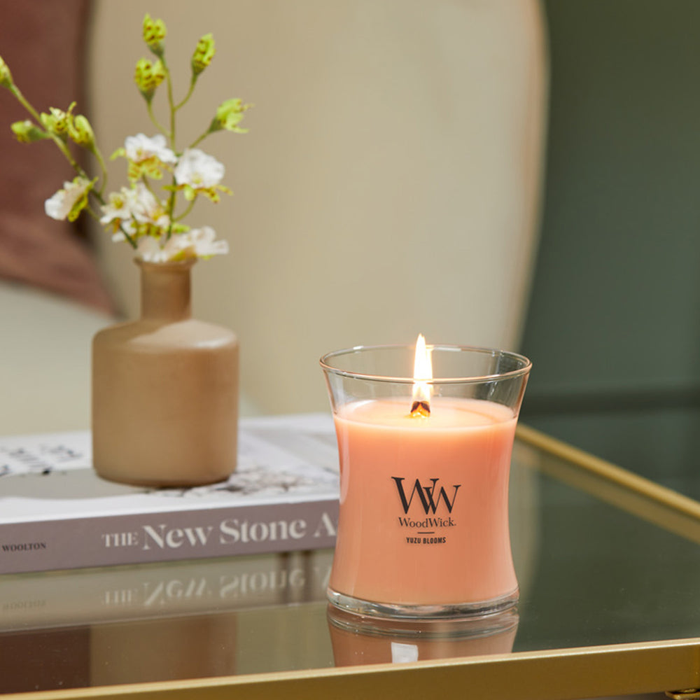 WoodWick Candle - Medium Yuzu Blooms