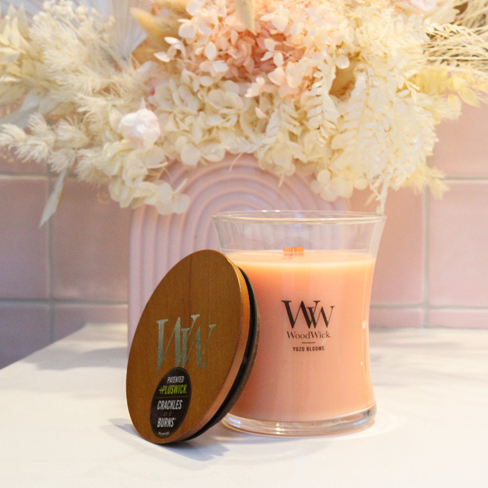 WoodWick Candle - Medium Yuzu Blooms
