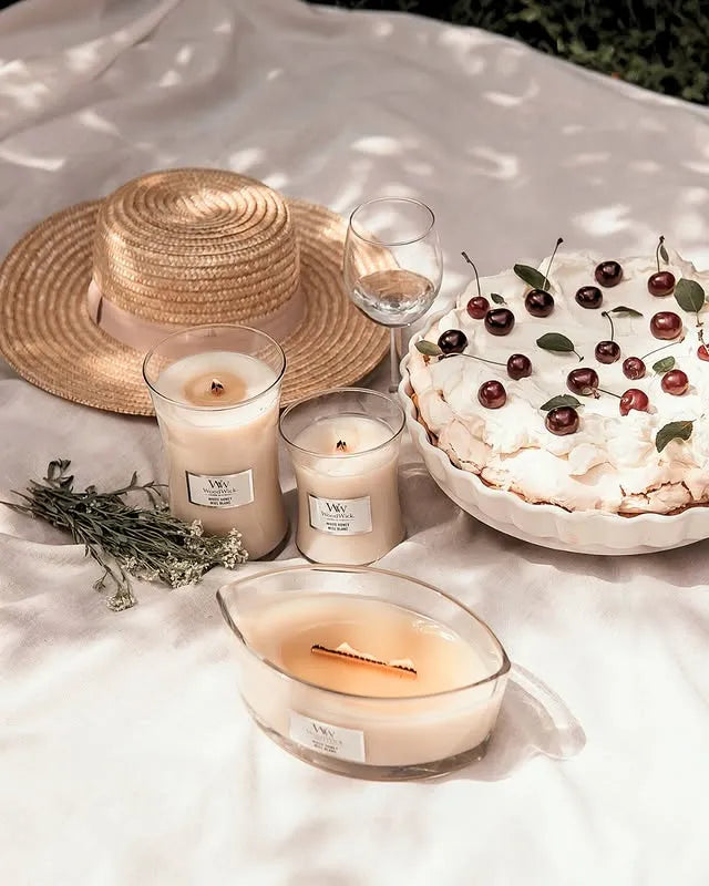WoodWick Candle - Medium White Honey