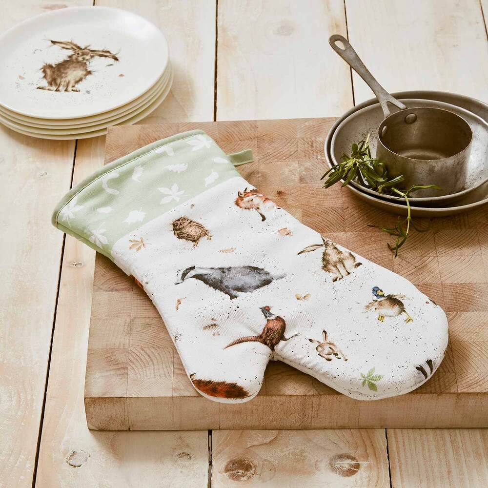Wrendale Designs by Pimpernel Gauntlet Oven Mitt