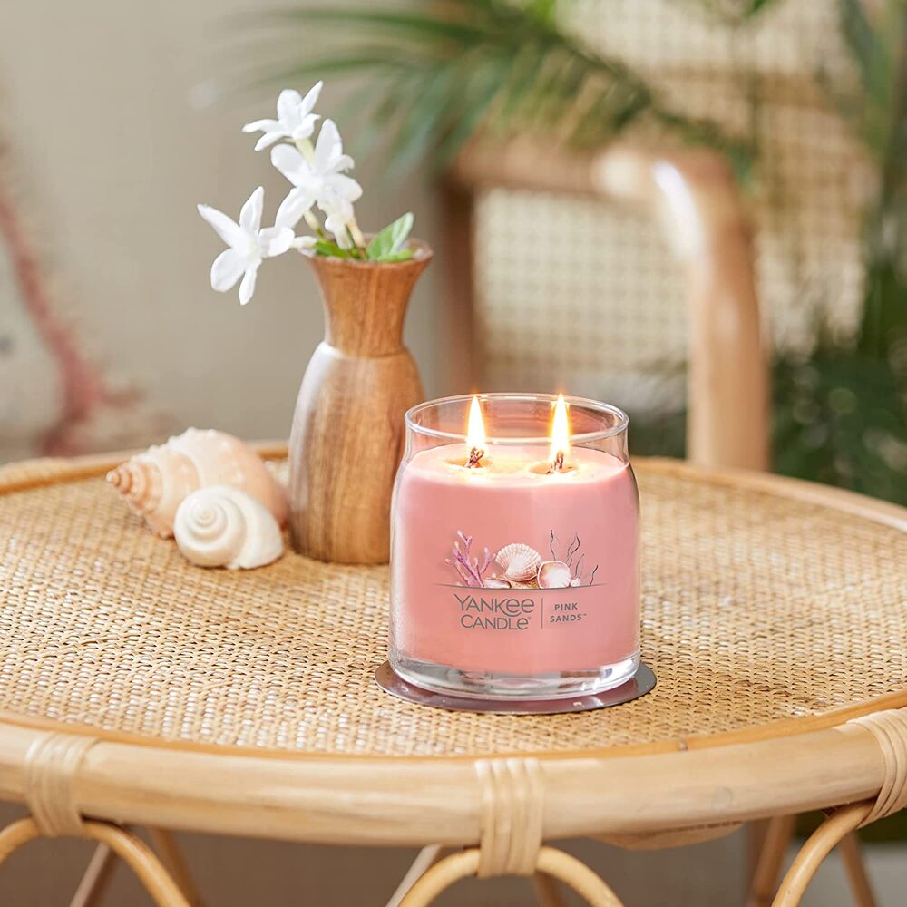 Yankee Candle Signature Medium Jar - Pink Sands