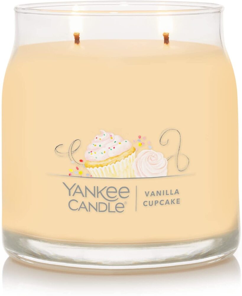Yankee Candle Signature Medium Jar - Vanilla Cupcake